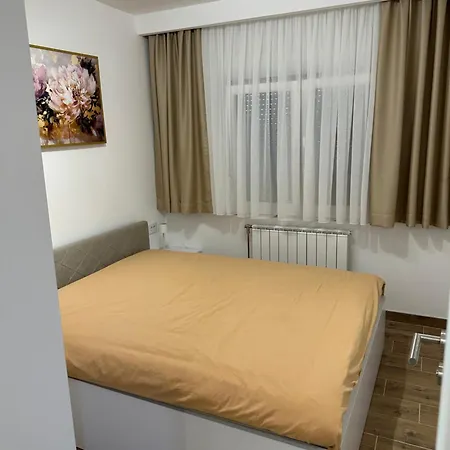 Nikolic Апартаменты